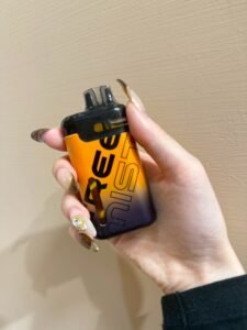 LH FREE MIST 主機 1000mAh 可視化油倉 Type-C
LH FREE MIST 注油式主機 0.8Ω 空倉 2ml
LH FREE MIST 注油式主機 0.8Ω 空倉 2ml